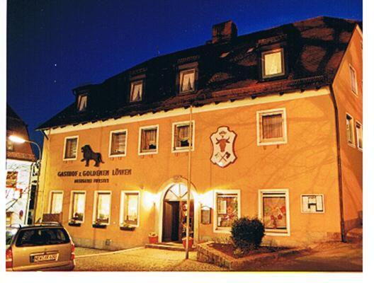 Landgasthof Zum Goldenen Lowen Moosbach  Exterior foto