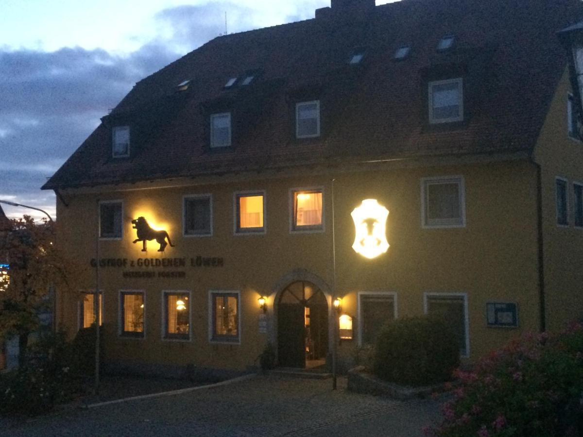 Landgasthof Zum Goldenen Loewen Moosbach  Exterior foto